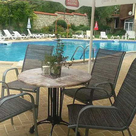 Apartament Holiday Ecostar1 *